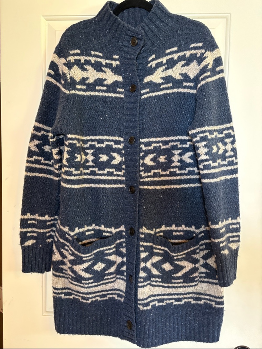 Pendleton Blue and White Patterned Button-Front Cardigan, size M